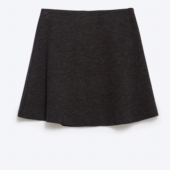 ZARA MINI FLARED SKATER SOFT GRAY SKIRT BRAND NEW WITH TAGS SMALL - Picture 4 of 4